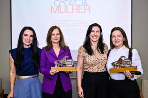 Conecta Mulher debate liderança feminina, escassez de mão de obra e reforma tributária